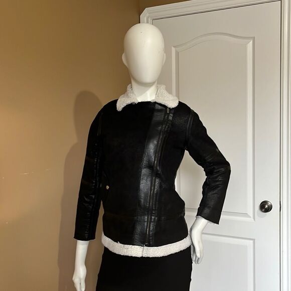 Beautiful winter jacket/ Size S - Picture 2 of 13